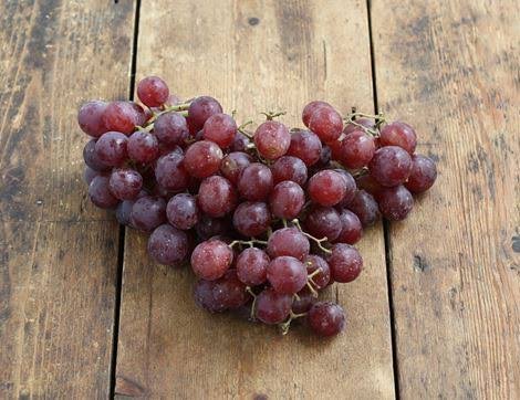 Grapes (Emizabbibu)